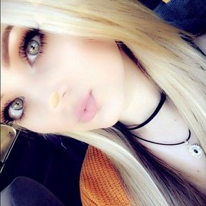 Meet your Posher, Kimberly